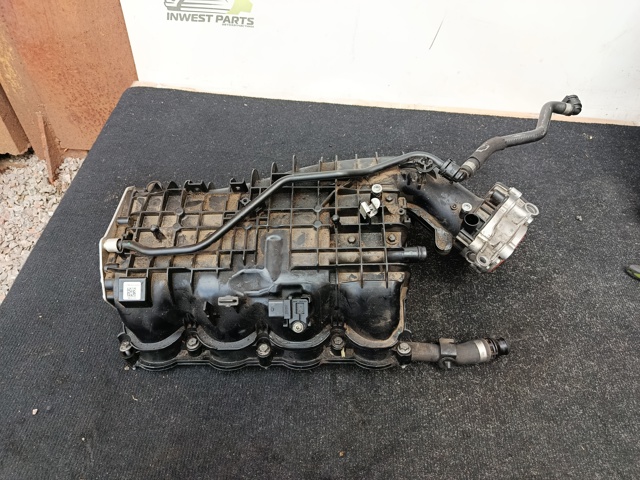 Колектор впускний 11618603914 BMW