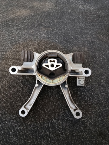 Опора коробки передач 22326862577 BMW