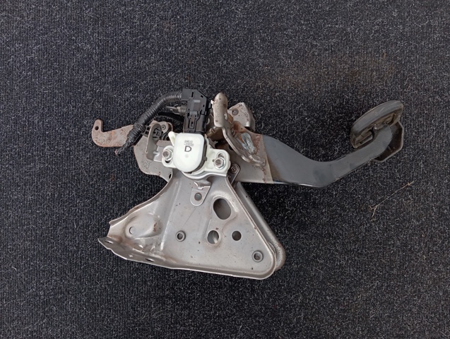 Педаль гальма 4711042300 TOYOTA