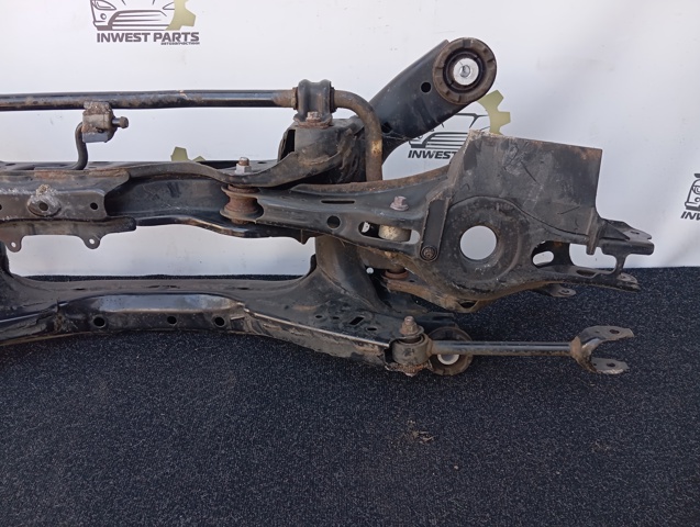 Балансир задній нижній 4873042060 TOYOTA