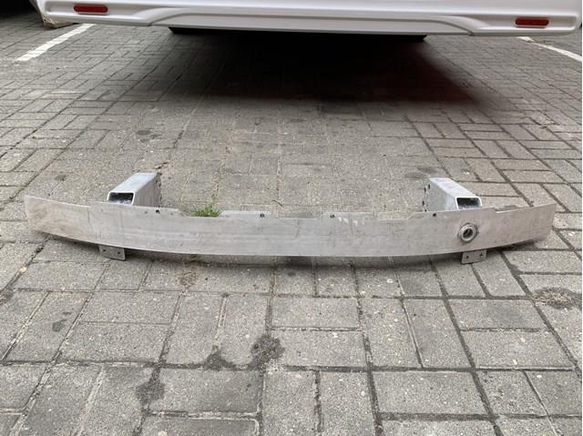 Шина бампера переднього BMW 3