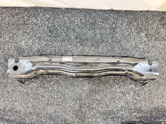 Балка бампера заднього 51127400008 BMW