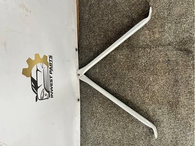 Шина бампера переднього 51647421989 BMW