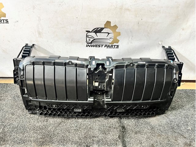 Жалюзі радіатора 51745A1E914 BMW