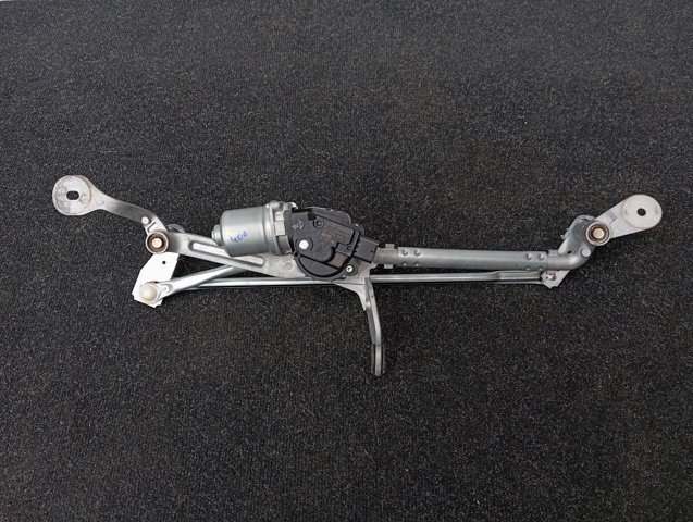 Трапеція щіток лобового скла 61617399004 BMW