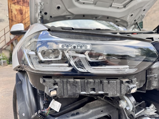Основна фара - вставка 63115A0E602 BMW