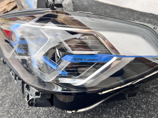 Фара 63115A0E611 BMW