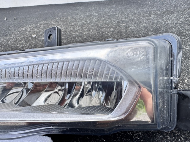 Протитуманка ліва 63177412527 BMW