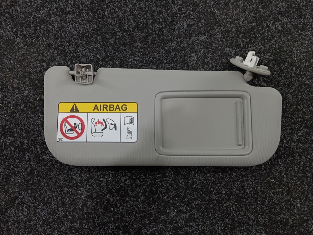 Козирок 7431042681B0 TOYOTA