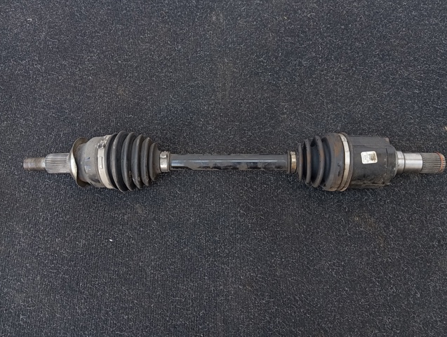 Піввісь передня ліва FTH72560X MAZDA