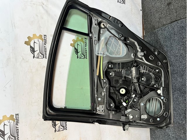 Замок задньої дверї, правої G44A73310A MAZDA