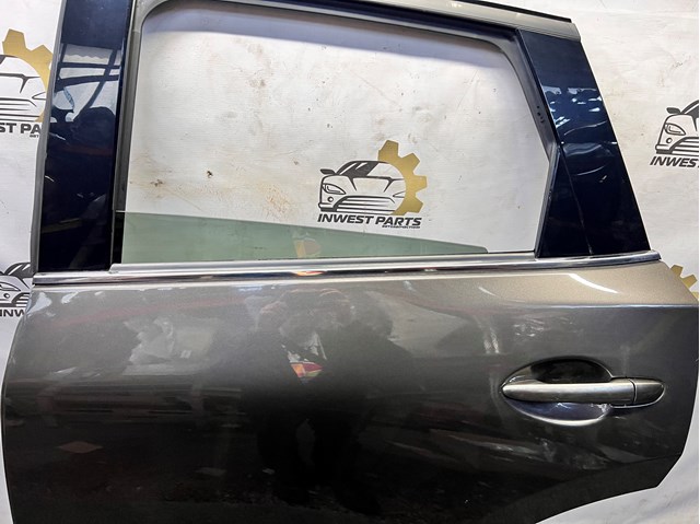 Скло заднє ліве KB8C73510 MAZDA