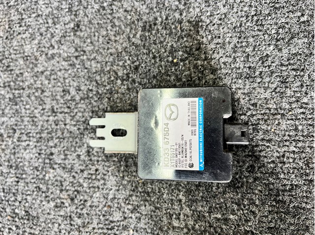 Датчик безключового доступу дверей (приймач ключа) KD33675D4 MAZDA