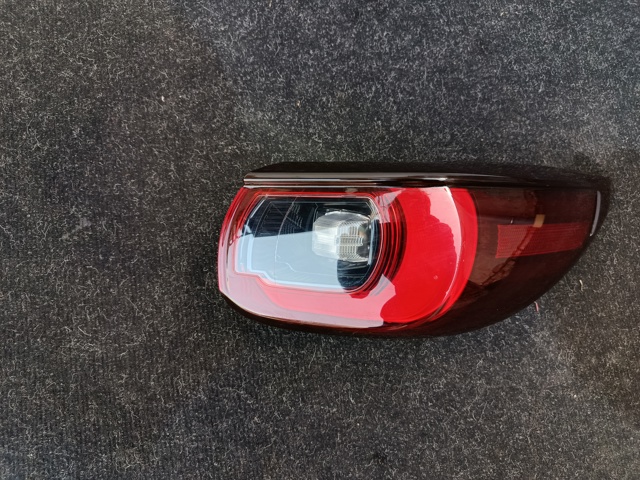 Ліхтар задній правий, зовнішній KPF151150 MAZDA