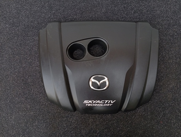 PYFA102F0 Mazda