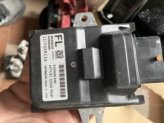 Регулятор фаз газорозподілу 237F06RC4A NISSAN