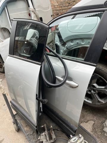 Двері кабіни DNY05902XA MAZDA