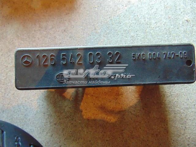 Реле фар передніх A1265420332 MERCEDES