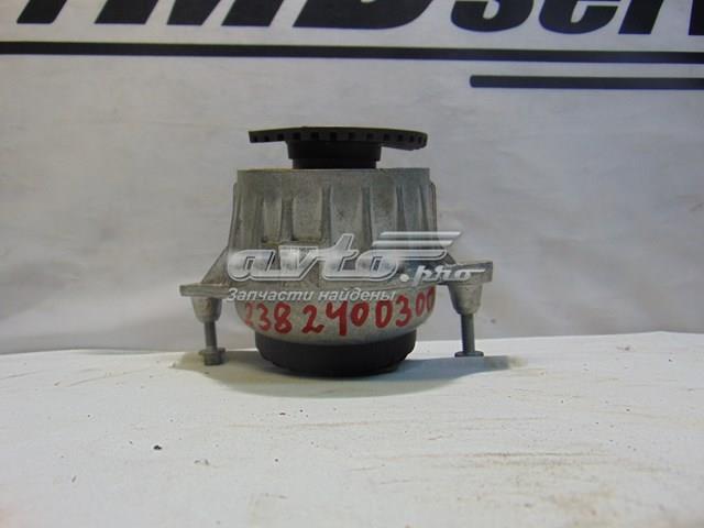 Права опора двигуна A2382400300 MERCEDES