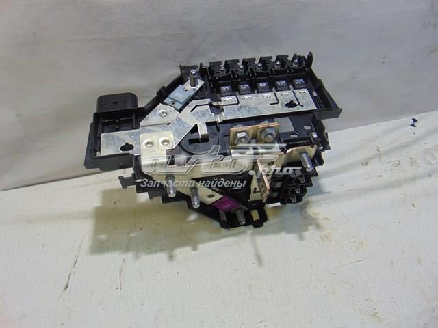 Коробка запобіжників A2535409715 MERCEDES