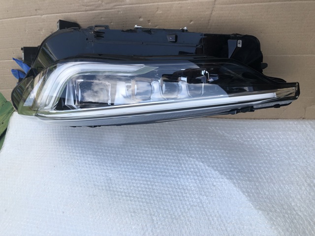 Фара 260605NS2A NISSAN