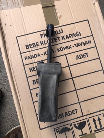 Обмежувач відкриття дверей, передній 4M0837249 VAG