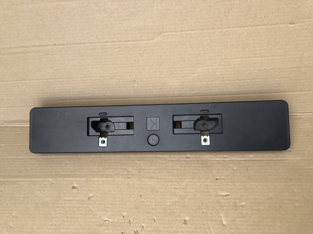 Рамка номерного знака автомобіля передня 5211448460 TOYOTA