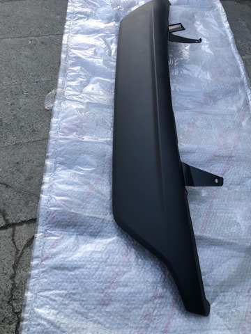 Молдинг бампера заднього, центральний 521510E090 TOYOTA