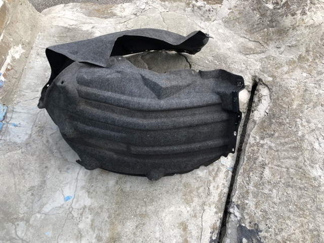 Підкрилок переднього крила, правий 5387542090 TOYOTA