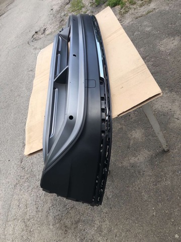 Сплитер переднього бампера 5NA807521B9B9 VAG