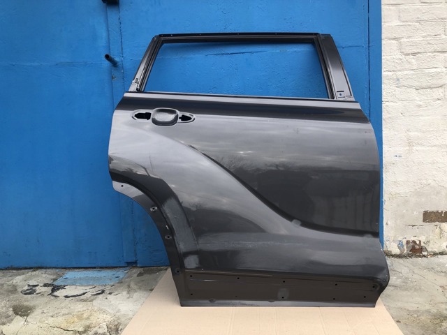 Двері задні в зборі 670030E190 TOYOTA