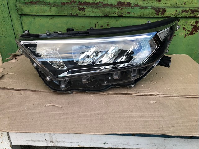 Фара 8118542842 TOYOTA