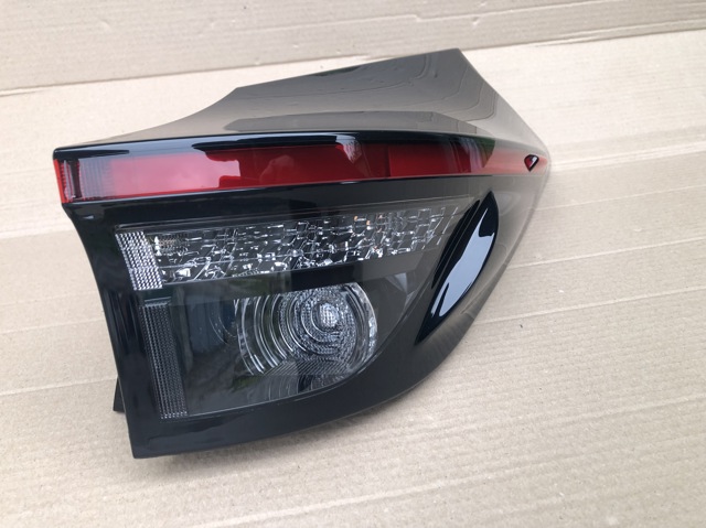 Стоп задній 815500DE20 TOYOTA
