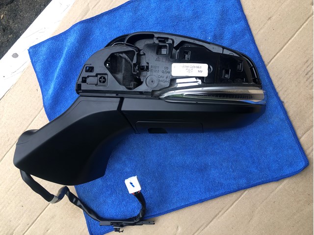 Дзеркало ліве 879400E491 TOYOTA