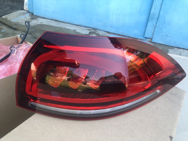 Задні ліхтарі A1679063204 MERCEDES