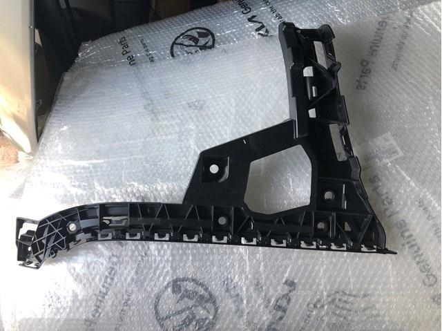 Напрямна заднього бампера, ліва A2138850163 MERCEDES