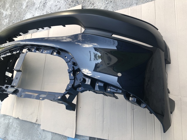 Бампер на авто DFR550031 MAZDA