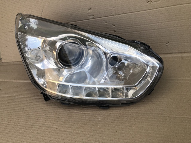 Права блок фара T113772020AF CHERY