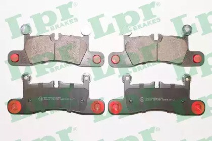 Колодки гальмові задні, дискові 05P1755 LPR