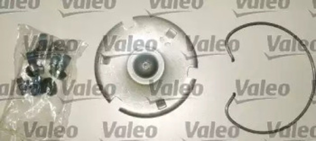 Комплект зчеплення (диск, корзина, підшипник) 826461 VALEO