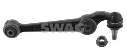 Стійки і важелі підвіски 83923313 SWAG