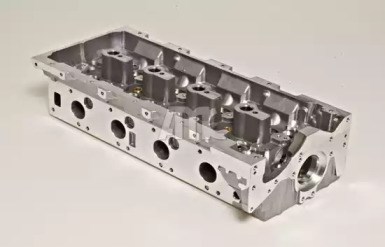 Головка блоку 908574 AMC