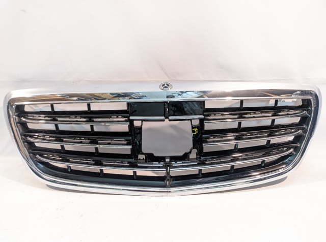 Облицювання радіатора A22288025009040 MERCEDES