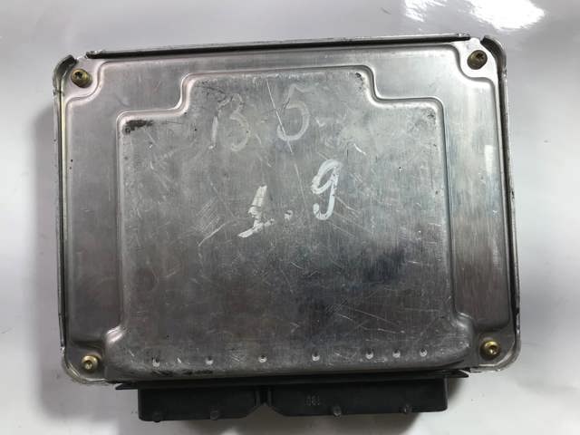 Модуль управління двигуном 038906019EK VAG