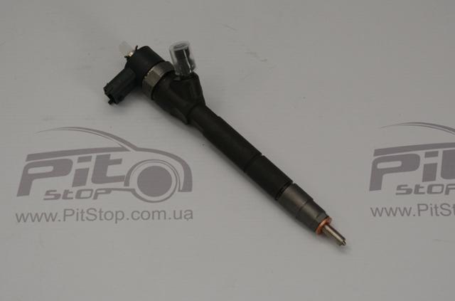 Форсунка дизельна в зборі, розпилювач + тримач 0445110634 BOSCH