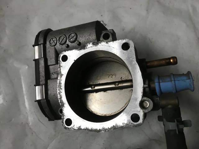 Блок дросельної заслінки 078133062B VAG