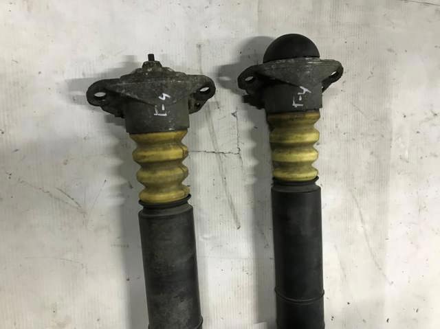 Амортизатори передні 1J04130315 VAG