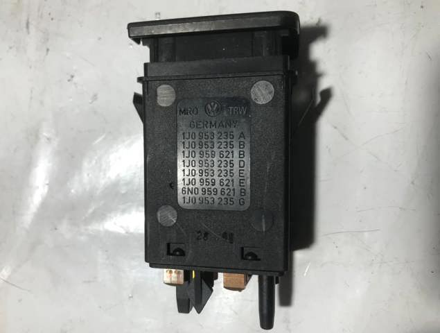 Кнопка обігріву заднього скла 1J0959621E VAG
