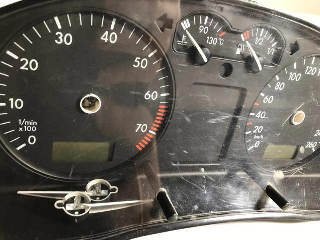 Щиток приладів додатковий 3B0919860A VAG