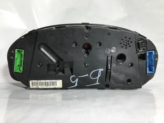 щиток приладу 3B0919880D VAG